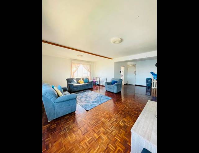 2 BEDROOM APARTMENT FOR SALE IN DURBAN CBD